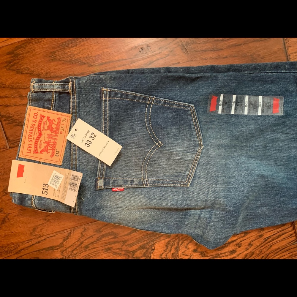 Brand new Levi’s 513 Slim Stretch Jeans 33x32